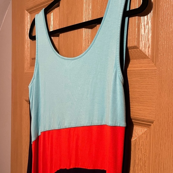 Colorblock Maxi Dress - Picture 5 of 12